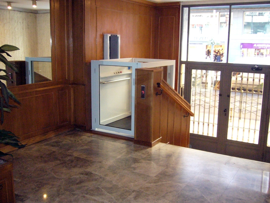 Elevador Zaguán Madera Simotec