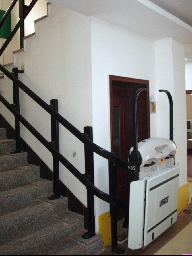 Plataforma salvaescaleras PC-370