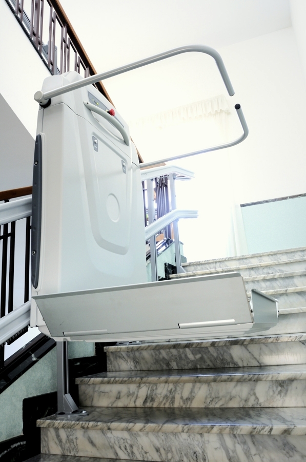 Plataforma salvaescaleras plaegable