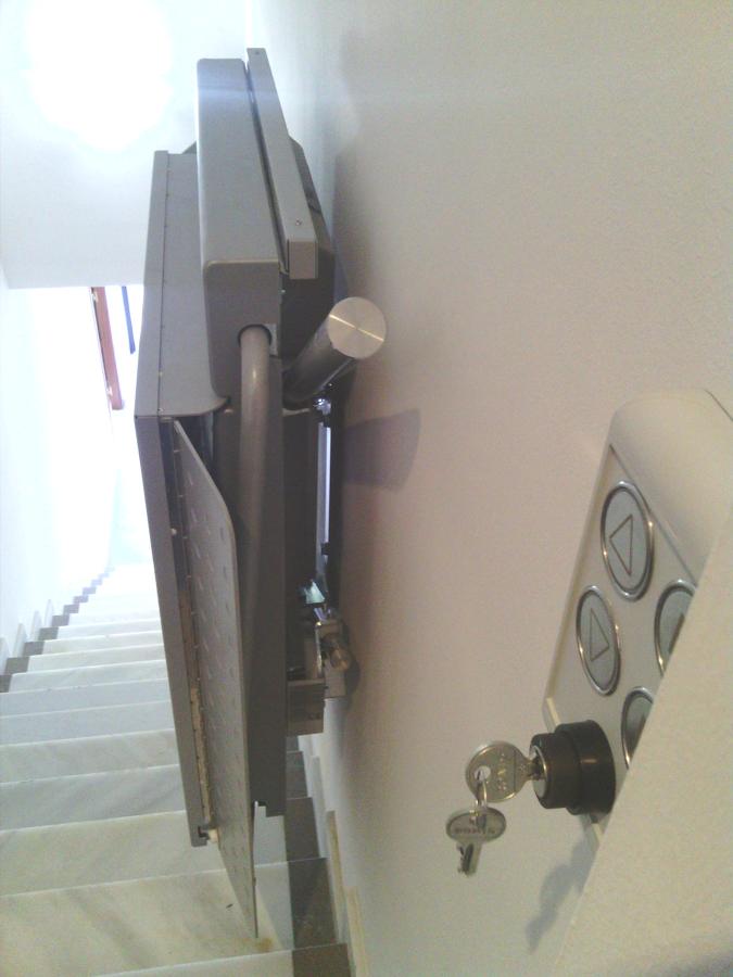 PLATAFORMA SALVAESCALERAS RECTA PETR-AS