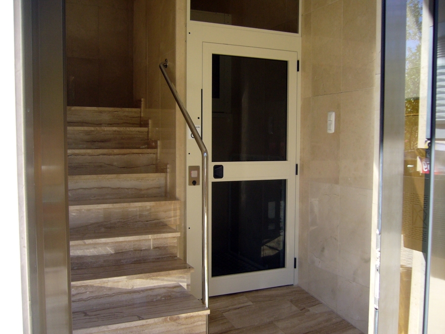 Plataforma Salvaescaleras Simotec