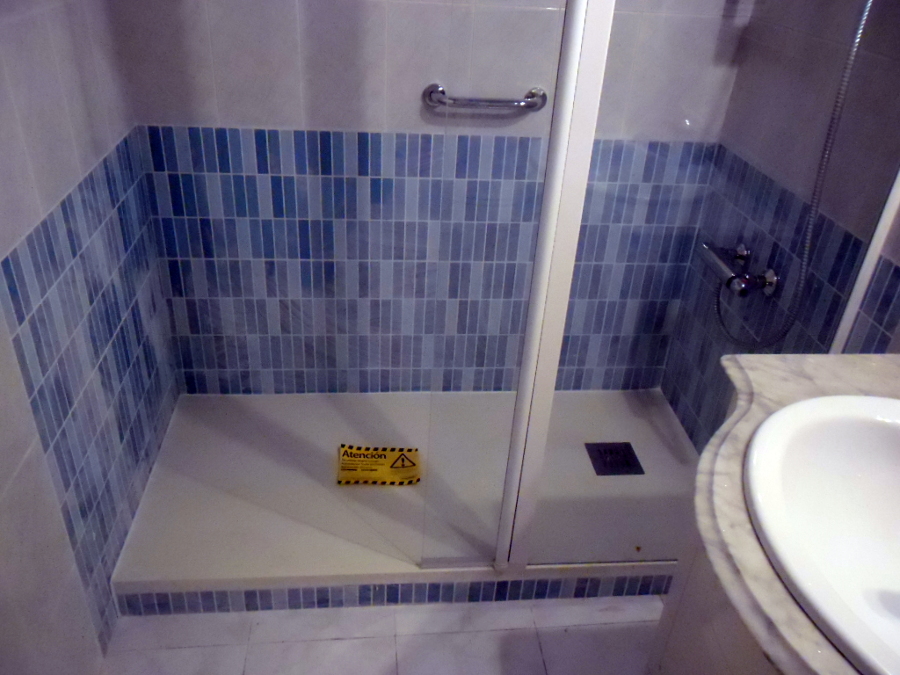 PLATOS DE DUCHA BARCELONA 24 HORAS