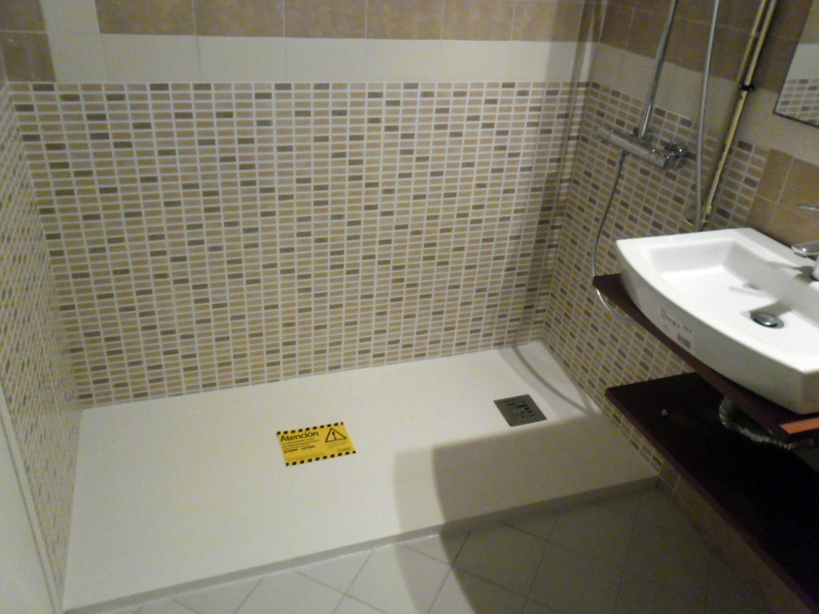 PLATOS DE DUCHA BARCELONA 24 HORAS