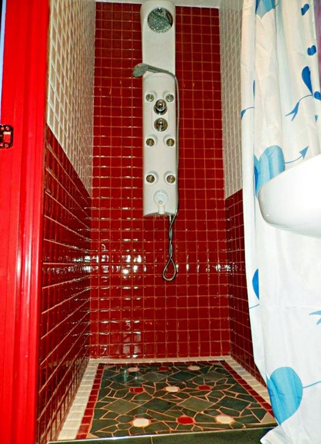 PLATOS DE DUCHA DE DISEÑO 