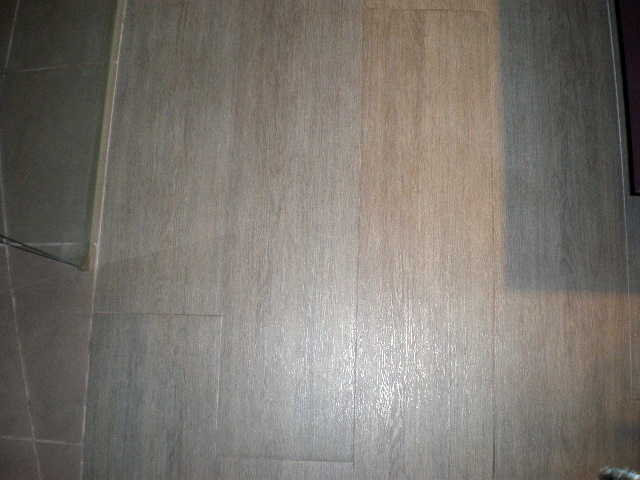 PORCELANICO IMITANDO MADERA