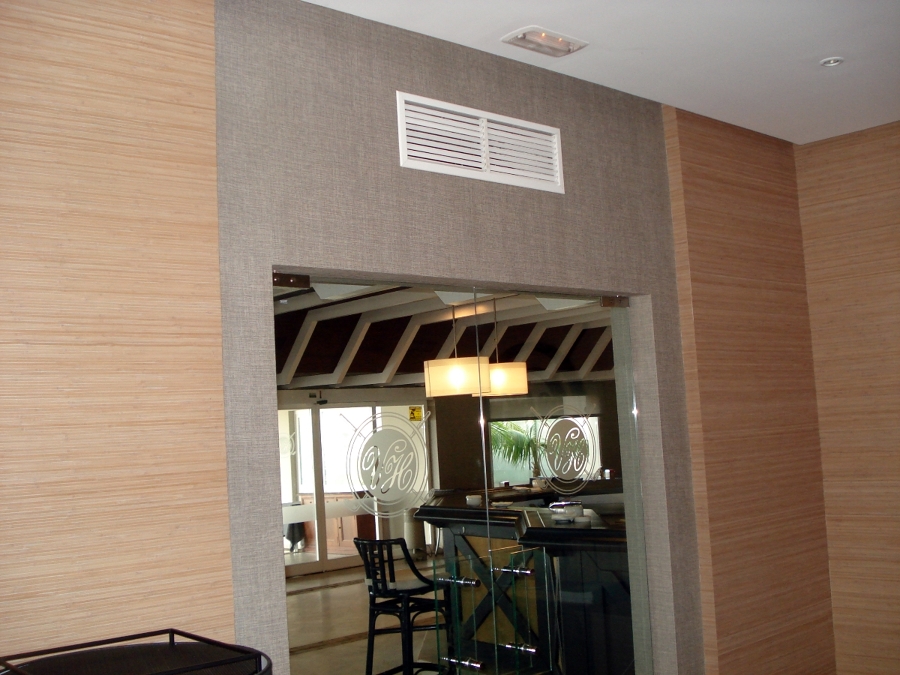 PORTADA EN VINILO GRIS