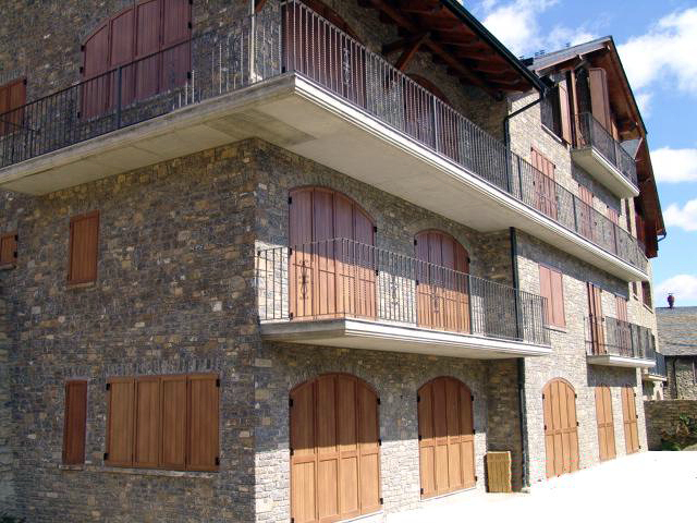 PORTICONES ALUMINIO VARIOS ACABADOS 