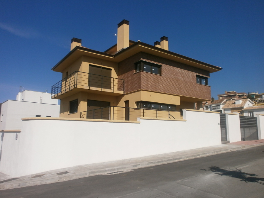 PROJECT MANAGER UNIFAMILIAR