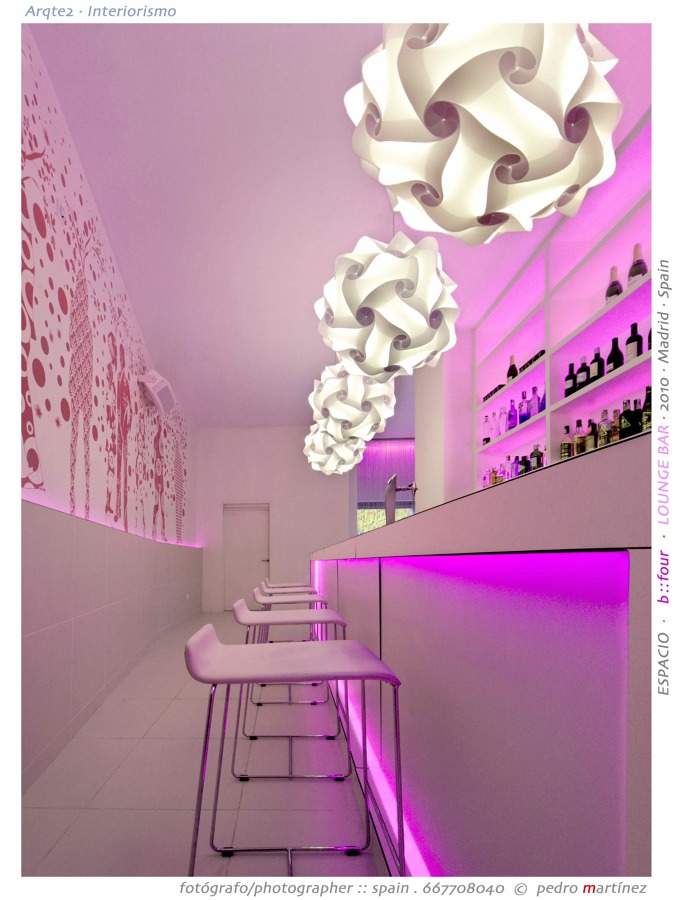 Proyecto B: four - Bar de copas