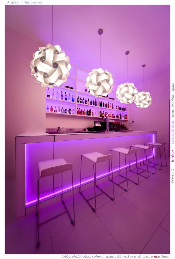 Proyecto B: four - Bar de copas