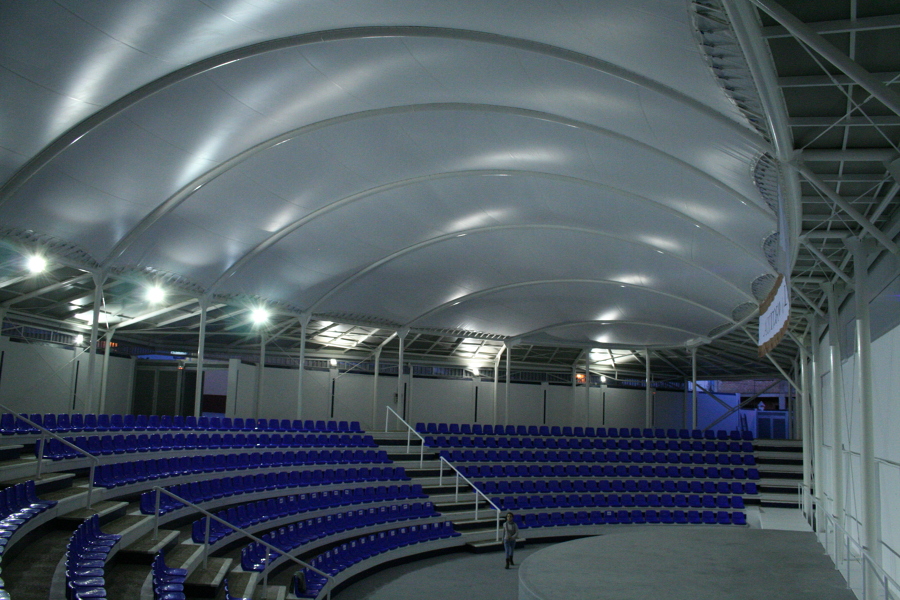 Proyecto de cubierta y adecuación de auditorio en Gines. (Sevilla)