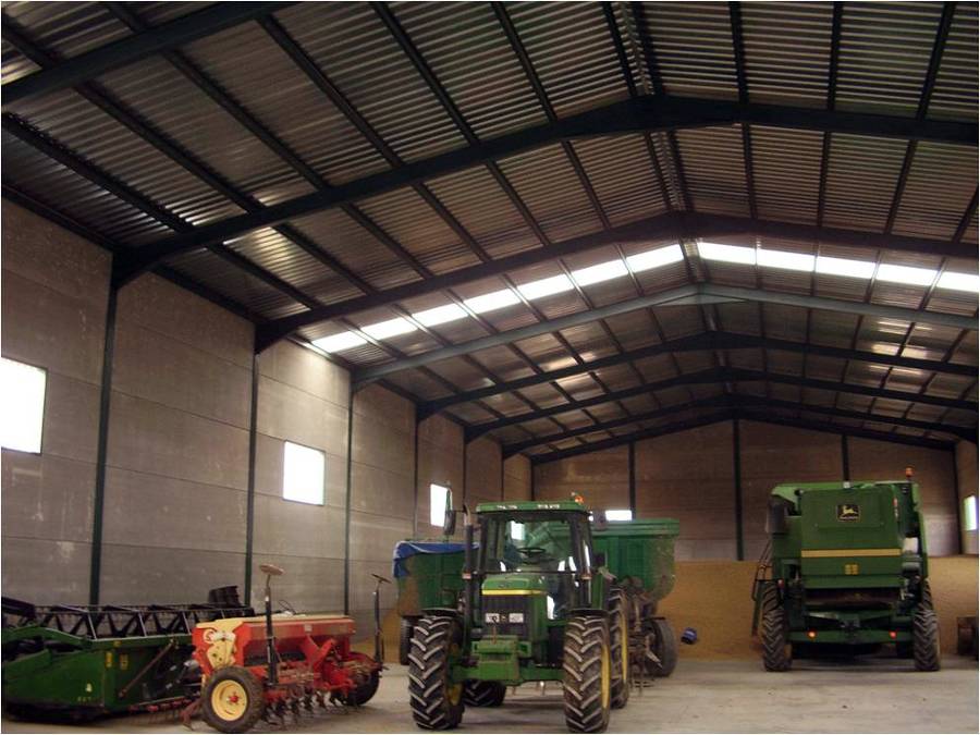 Proyecto de nave almacen de maquinaria agricola
