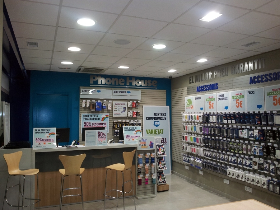 Proyecto de reforma local comercial de franquicia