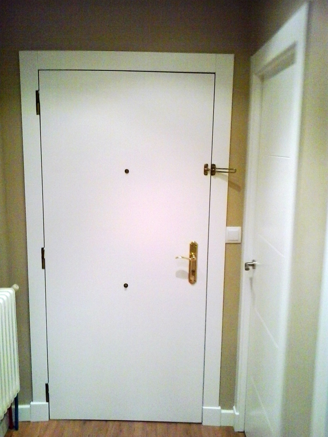 Puerta Acorazada Lacada 