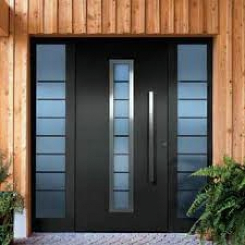 Puerta aluminio negra