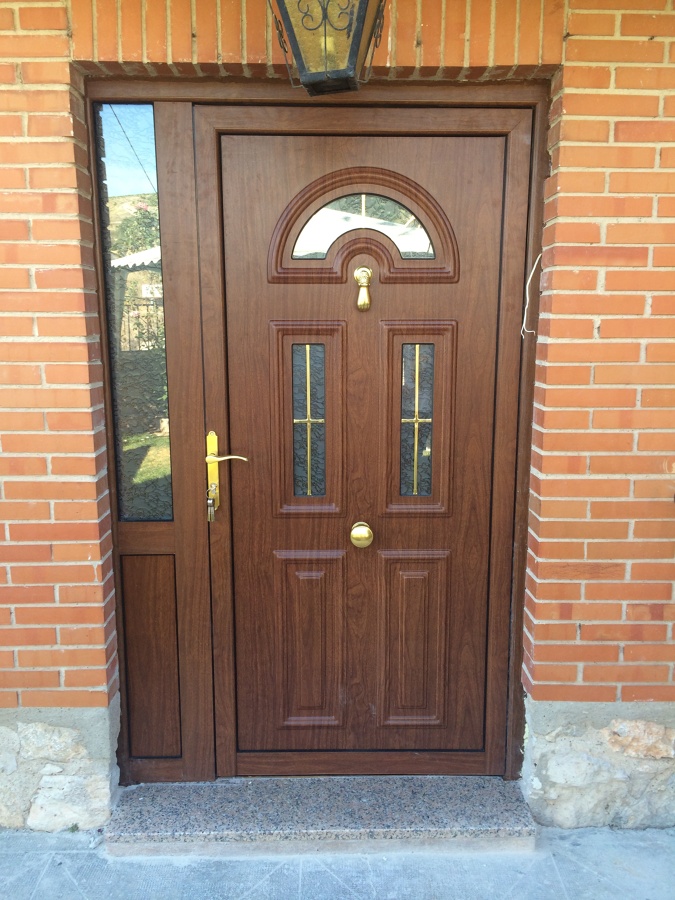 Puerta barrotillo oro