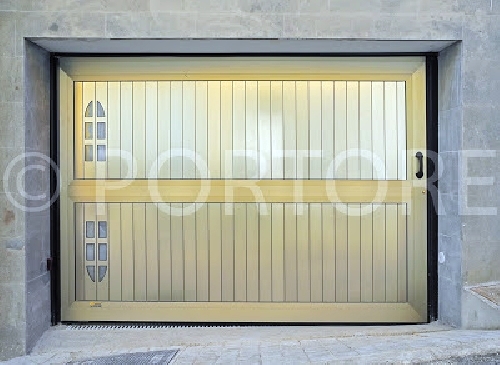 Puerta Batiente en aluminio