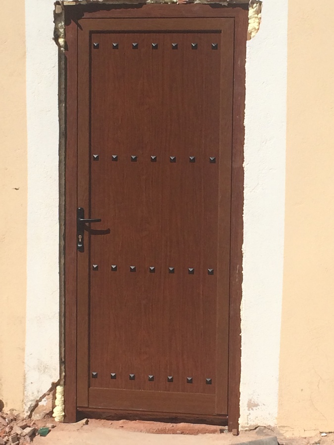Puerta ciega