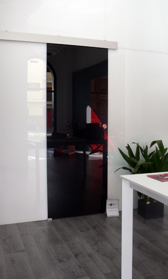 Puerta corredera interior