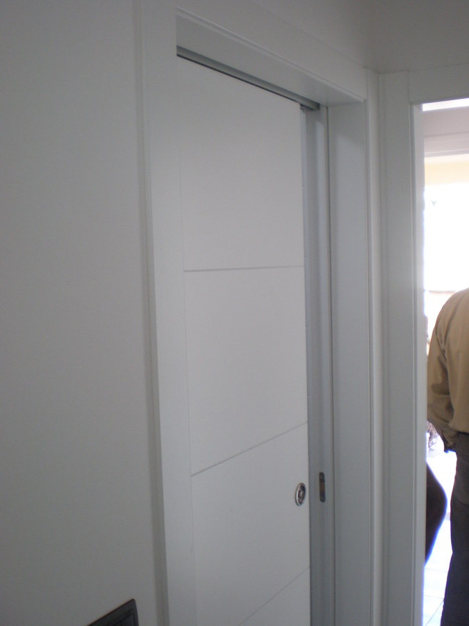 puerta corredera lacada