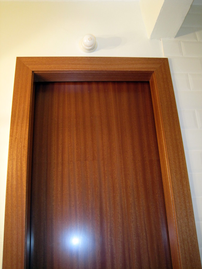 Puerta corredera para baño