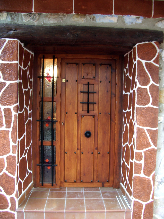 Puerta de entrada modelo chispa