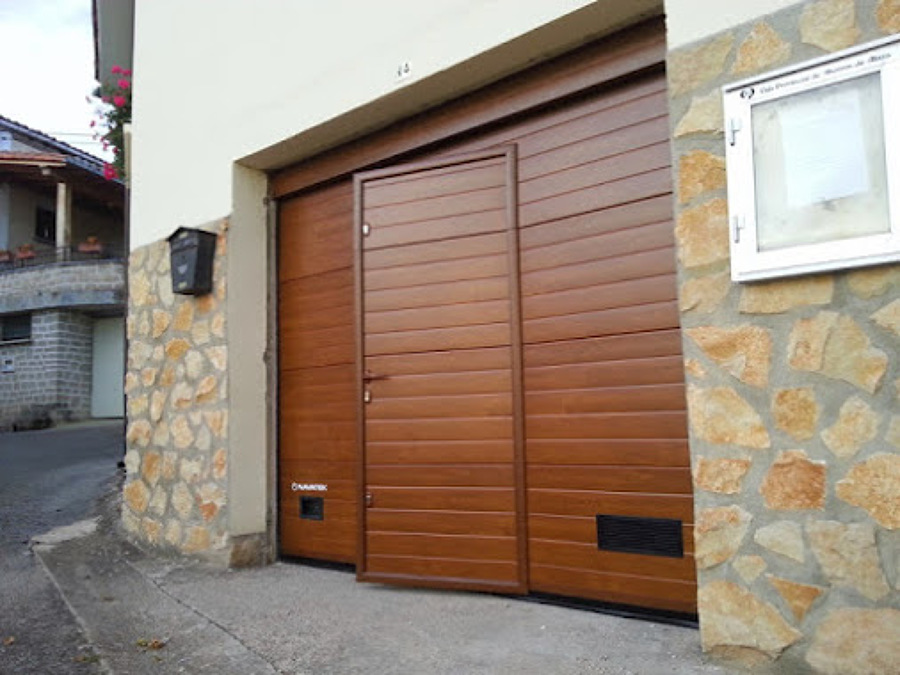 venta puertas garaje pamplona navatek