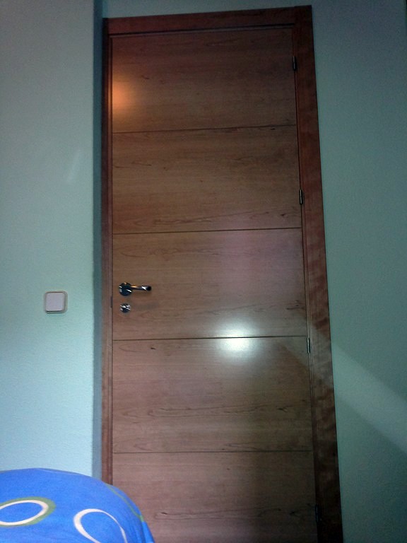 Puerta de paso cerezo