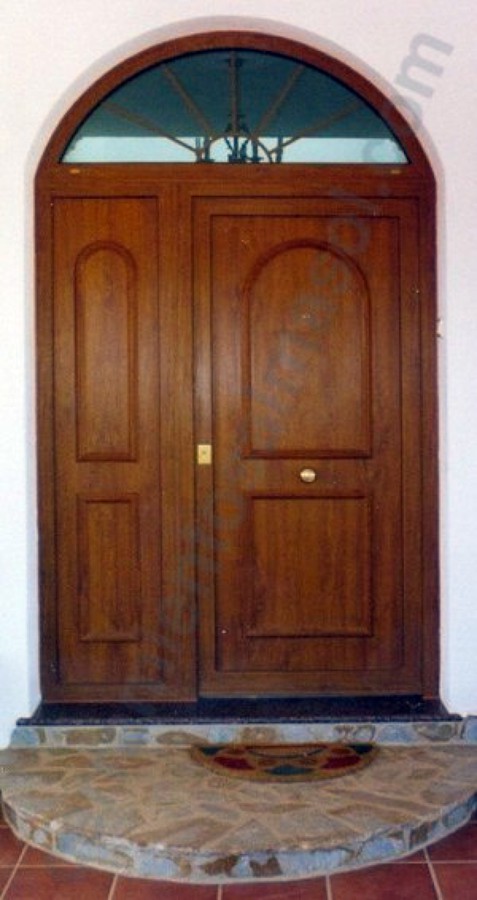 Puerta Entrada en Roble Dorado