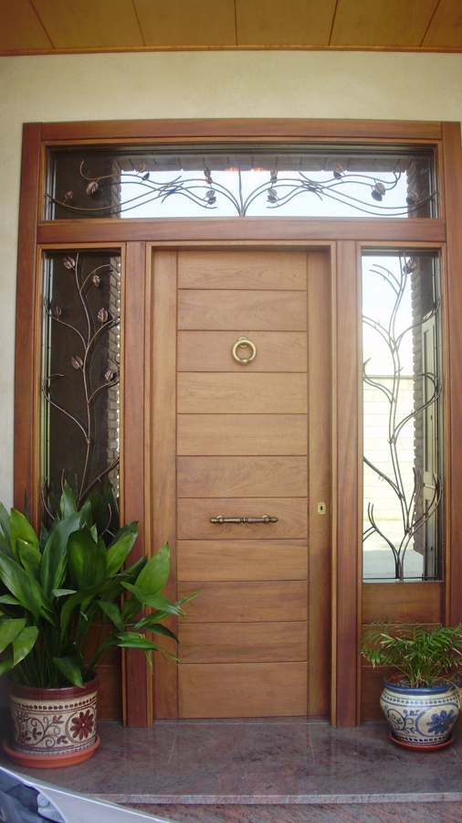 PUERTA ENTRADA PRINCIPAL