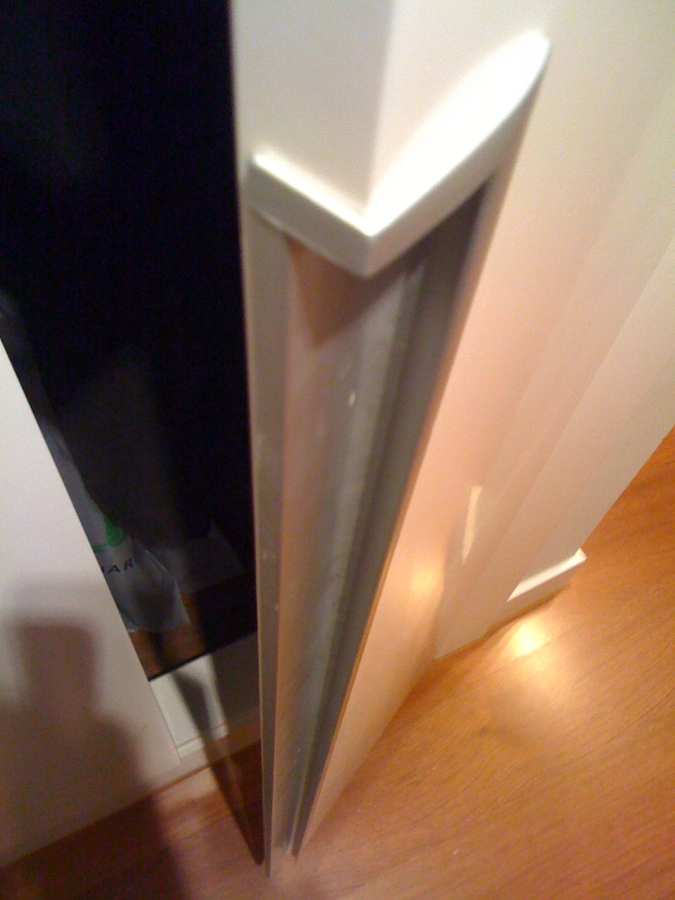 Puerta lacada con uñero