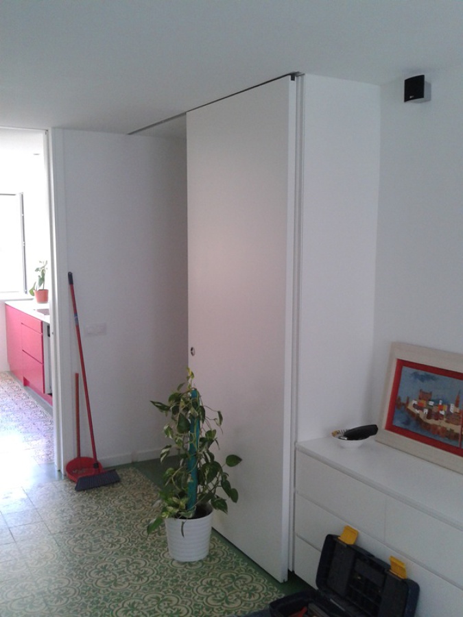 Puerta lacada en blanco 