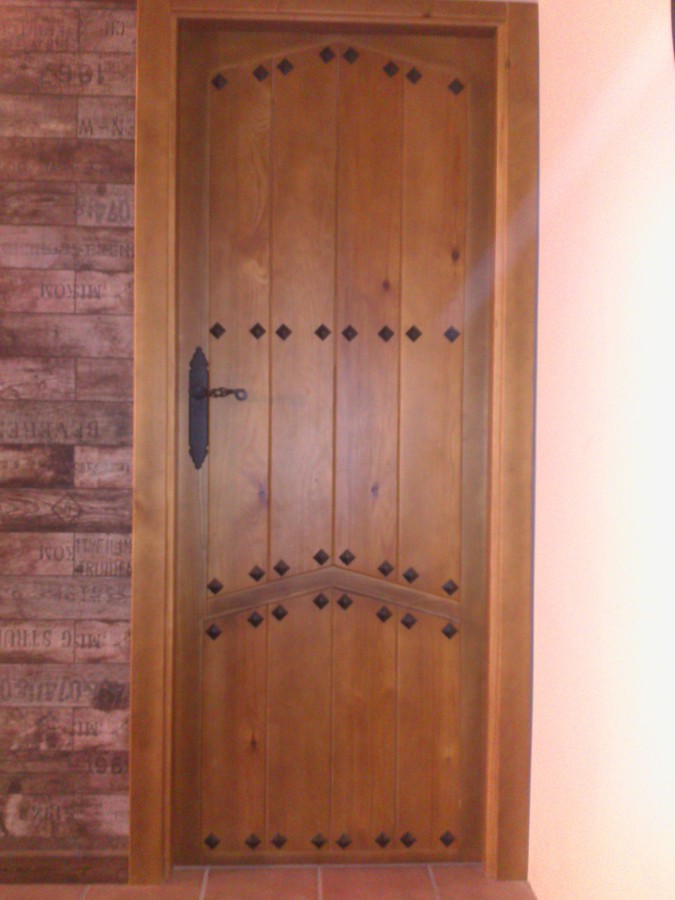 Puerta modelo pico
