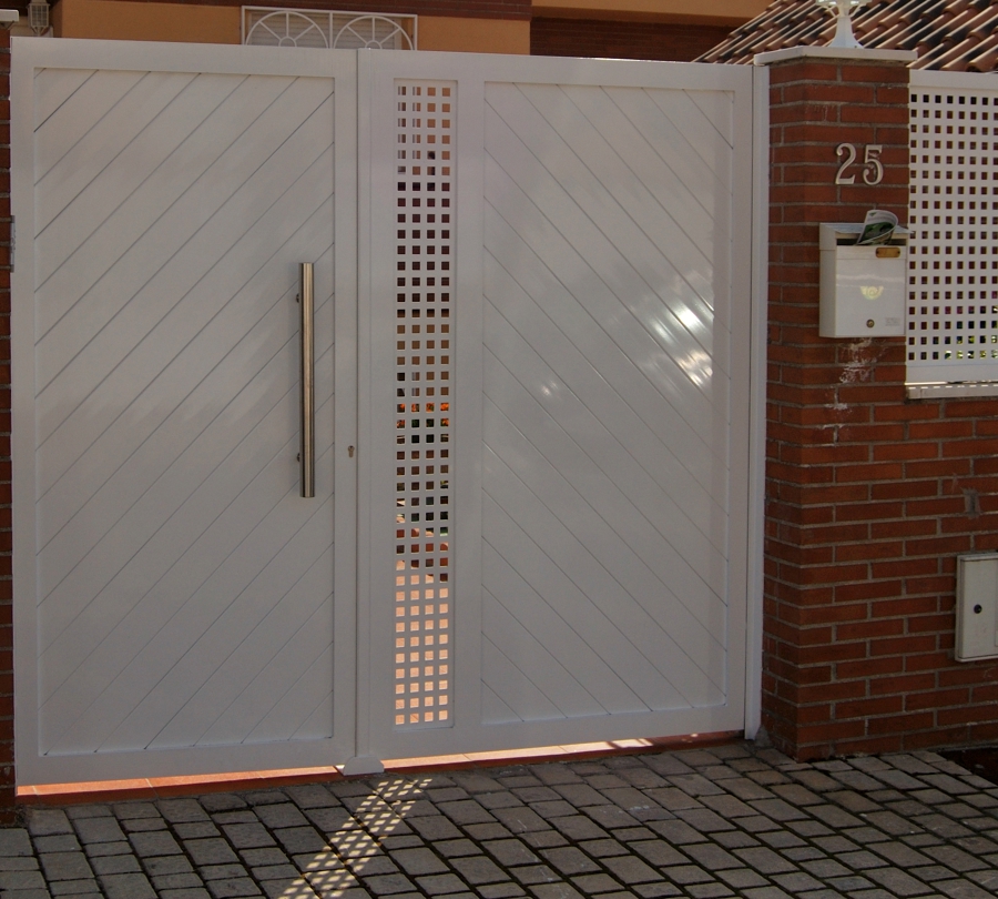 PUERTA PEATONAL DOBLE