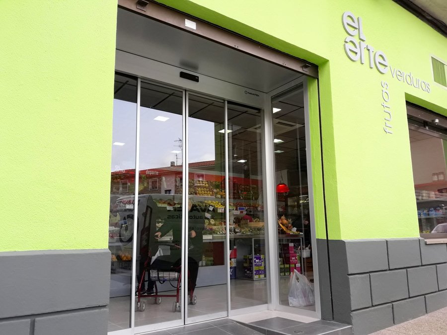 puertas automaticas cristal comercios pamplona