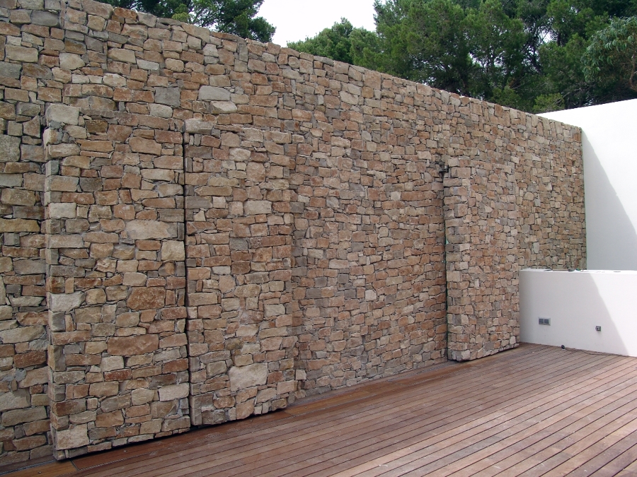 Puertas Automaticas en Piedra Natural