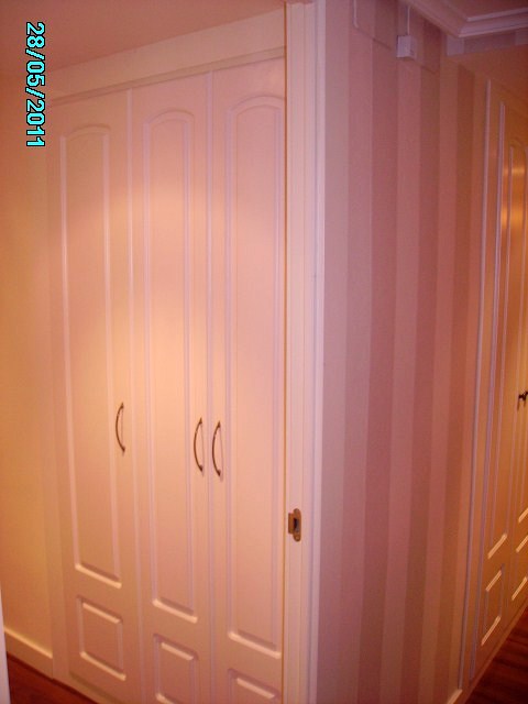 PUERTAS BATIENTES ARMARIO EMPOTRADO