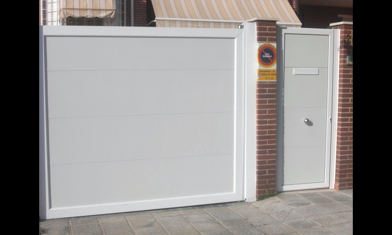 Puertas Corredera y Peatonales