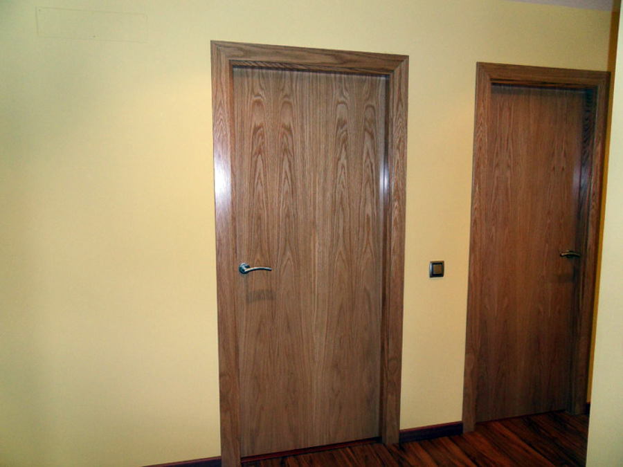 Puertas de roble.