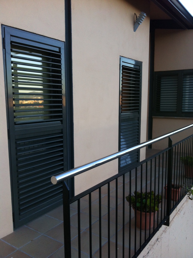 PUERTAS MALLORQUINAS (TERRASSA)