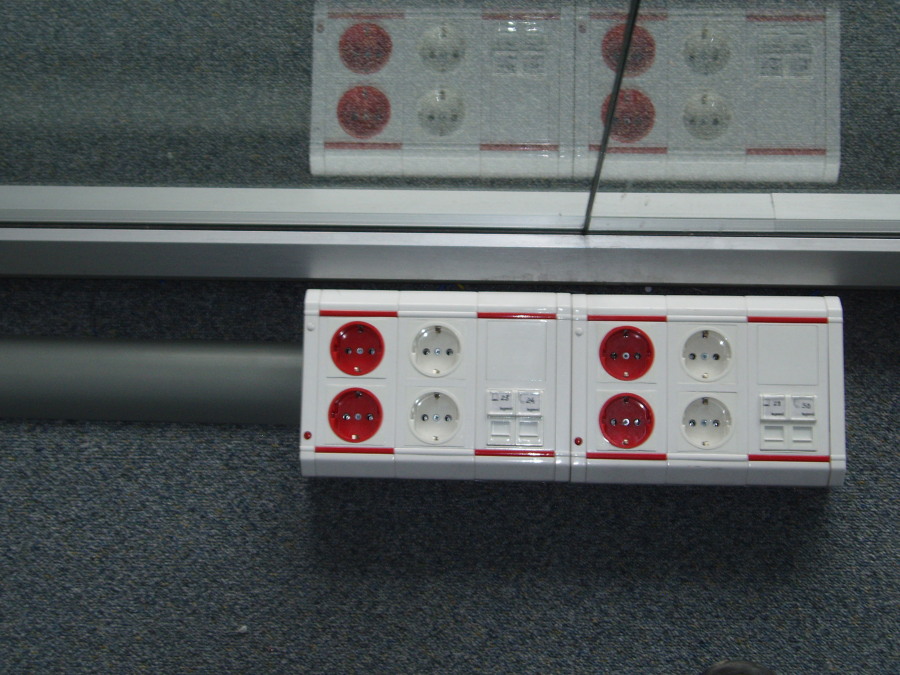 puesto de trabajo en oficina