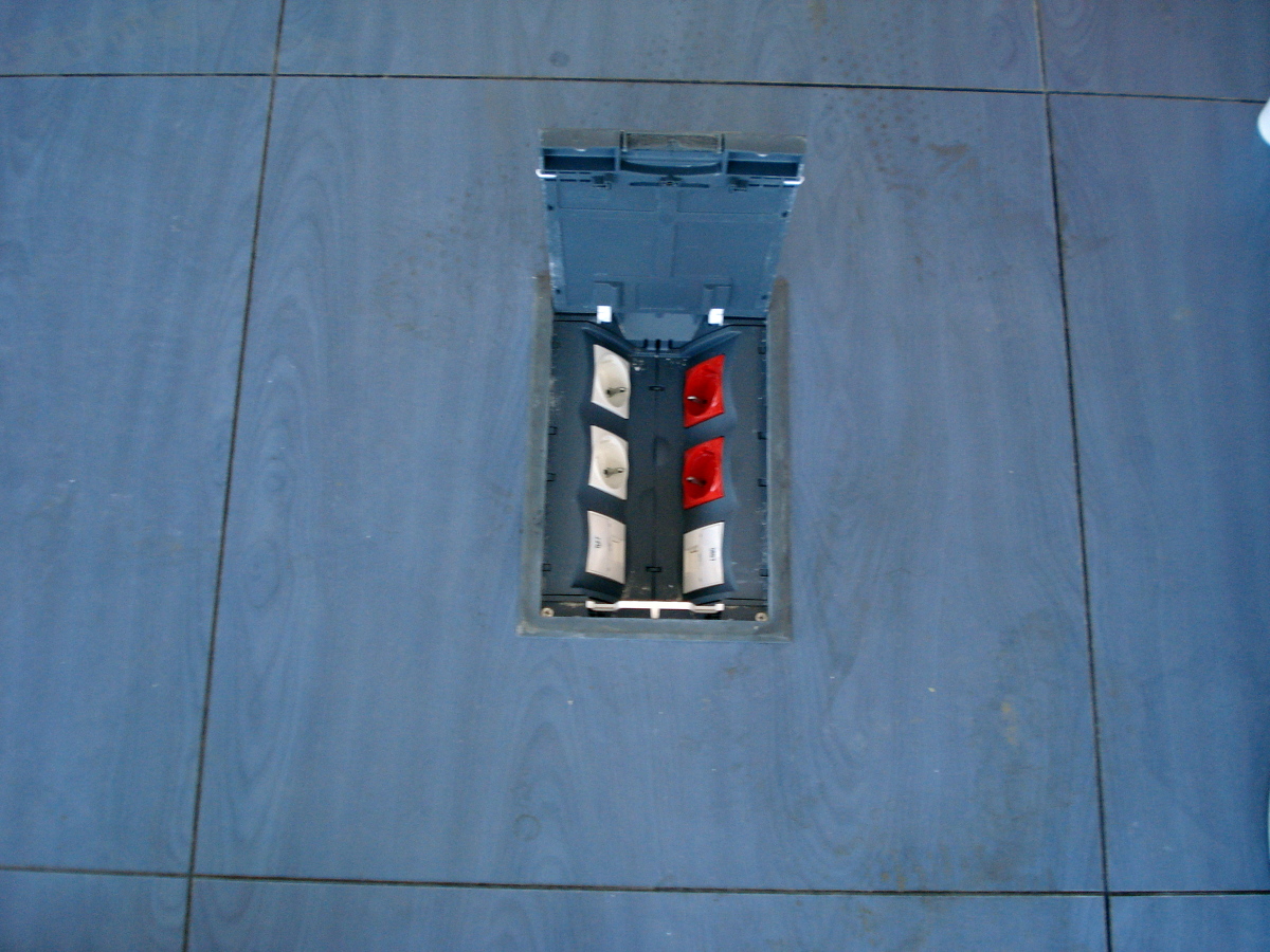 PUESTO TRABAJO SUELO