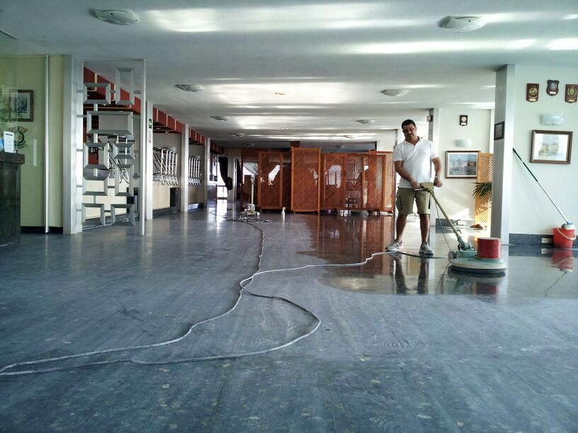 Pulido , abrillantado y cristalizado de suelo