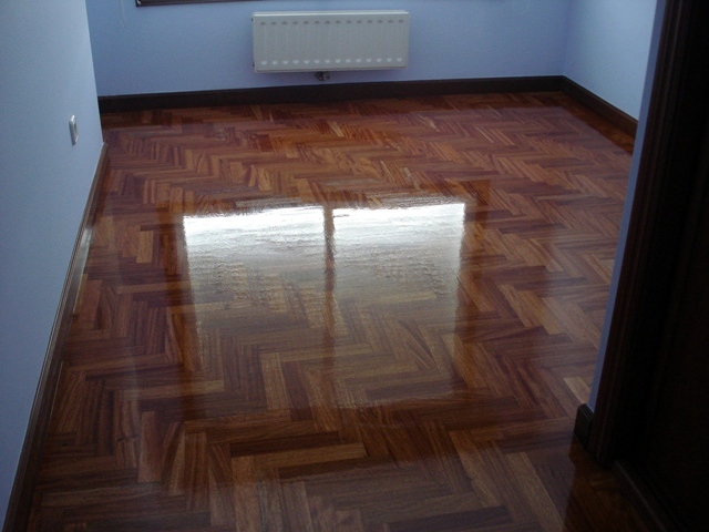 Pulido de suelos de parquet