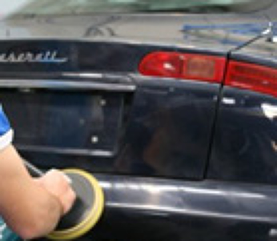 Pulido y abrillantado de carroceria y plásticos exteriores 