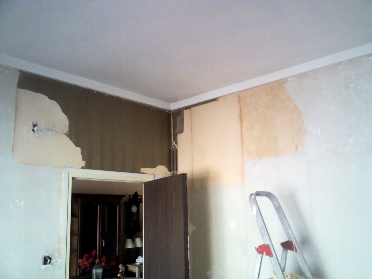 Quitando las dos capas de papel.