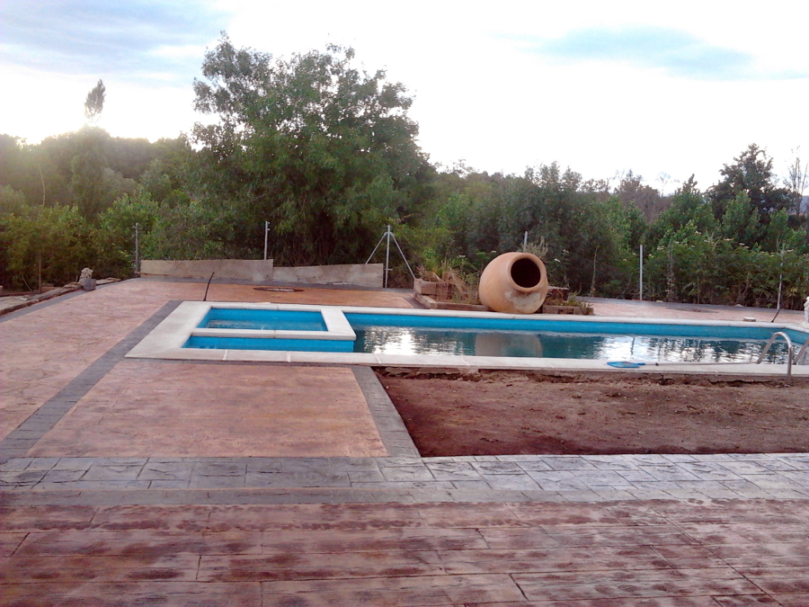 realizacion piscina y porche