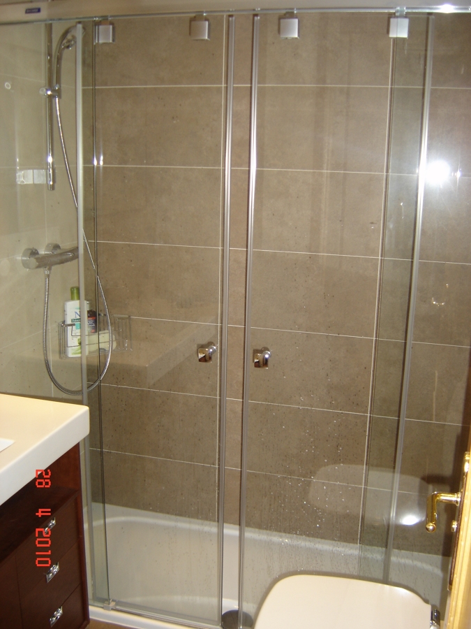 Reforma baños piso avda. Cid