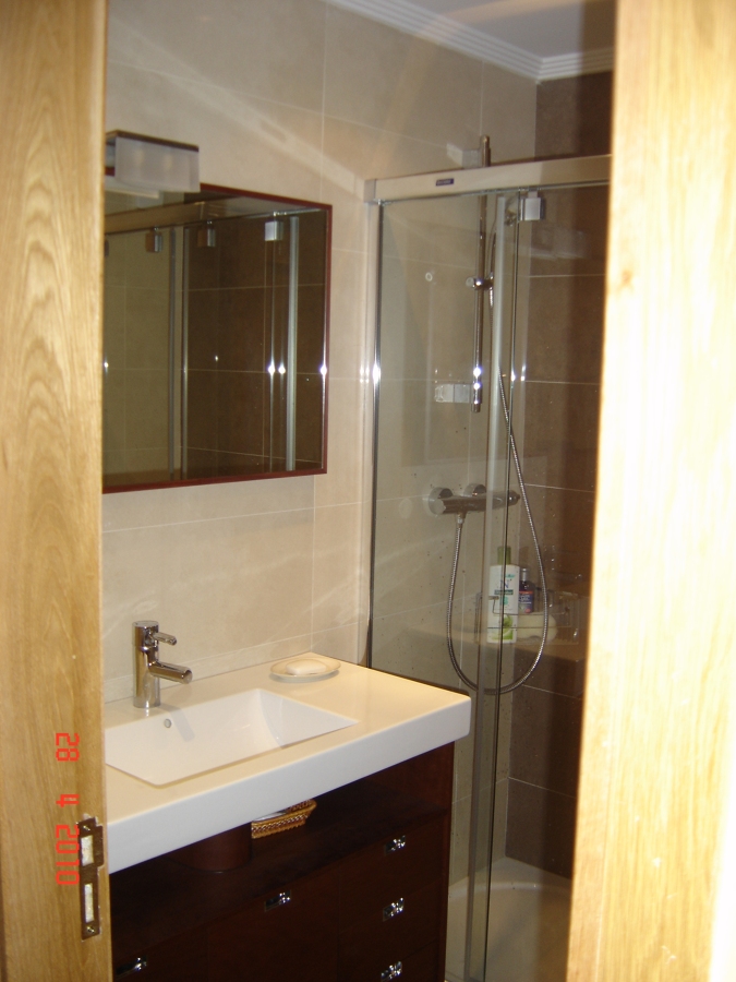 Reforma baños piso avda. Cid