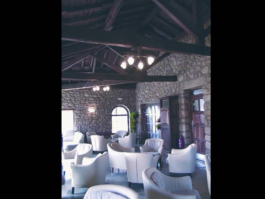 REFORMA DE ALMAZARA PARA USO DE RESTAURANTE EN ACEBO (CACERES)